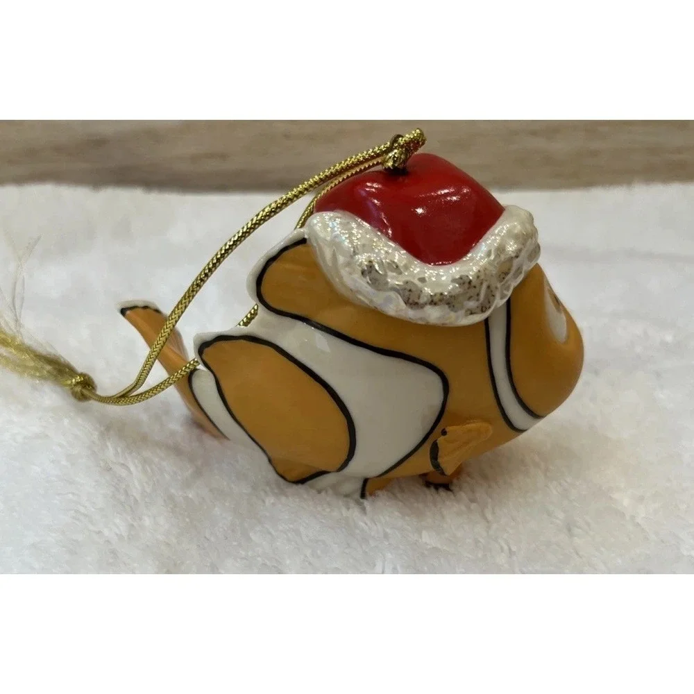 Lenox Disney  Showcase Collection Pixar  Nemo Finds Christmas 2004!